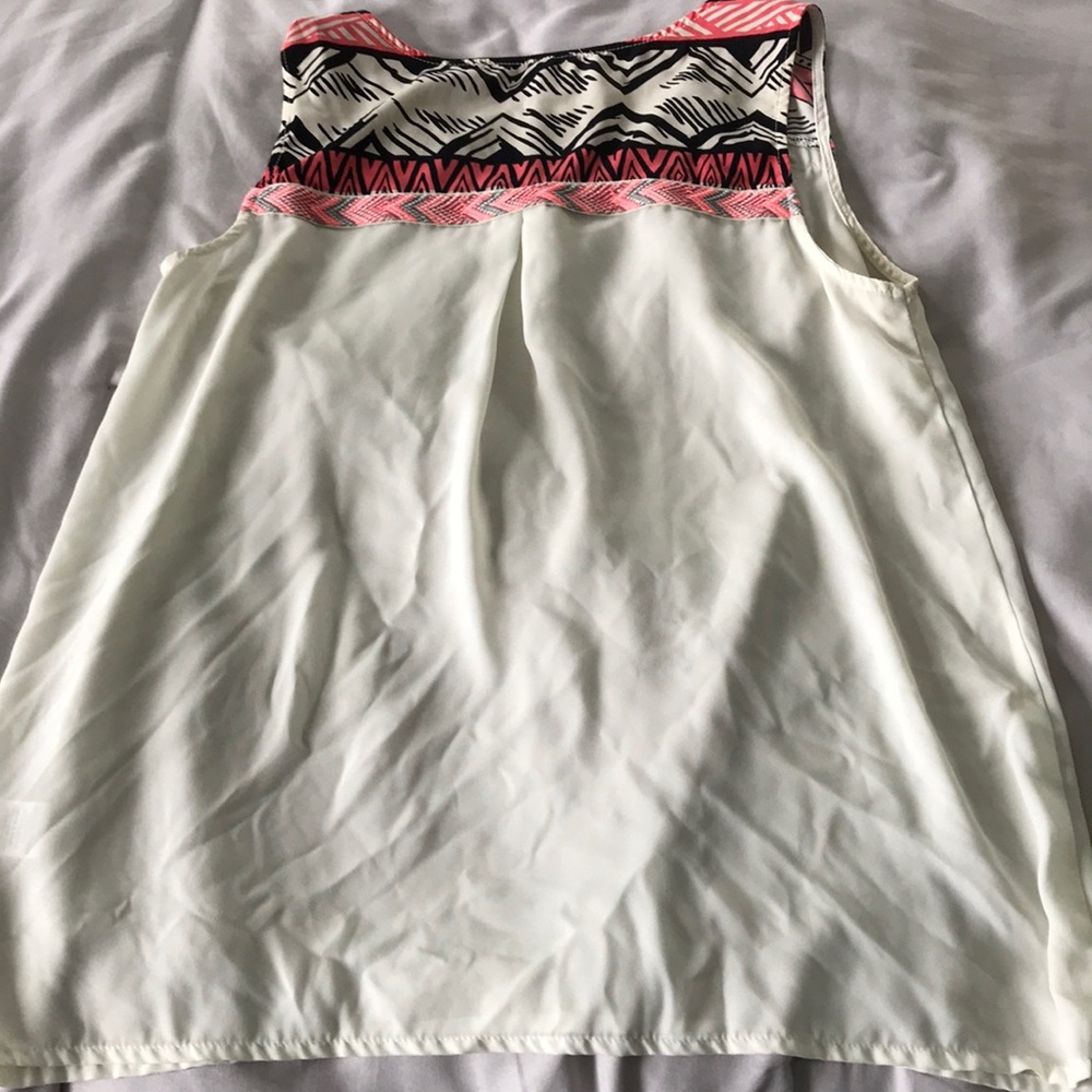 Flowy Top - Picture 2 of 4